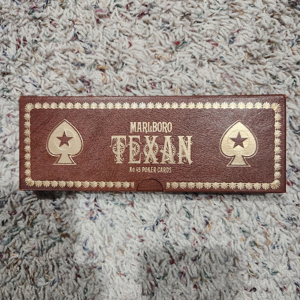 Marlboro texan no.45 playing cards